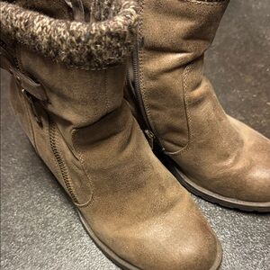 Brown Women's Boots 9 inch wide